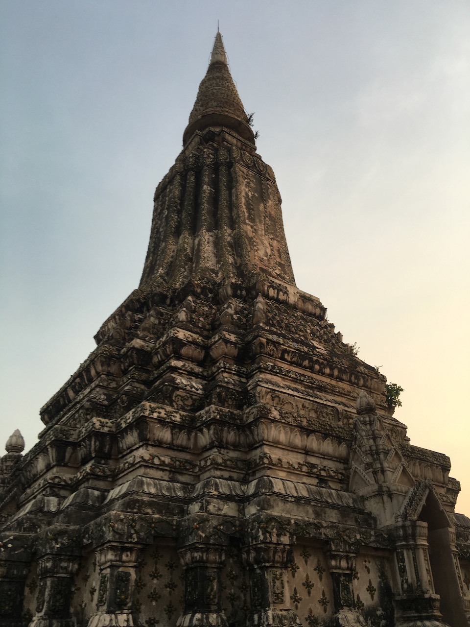 Stupa on top of Phnom Oudong. This is a tentative World Heritage Site